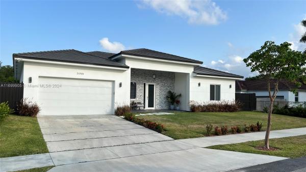 Lincoln City, 21333 Ingraham Ave Rd, Cutler Bay, Florida 33189, image 1