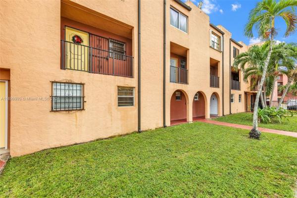 Westland Manor East, 6600 W 2nd Ct #12, Hialeah, Florida 33012, image 1