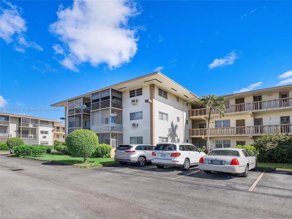 16701 NE 13th Ave #101, Unincorporated Dade County, Florida 33162, image 1