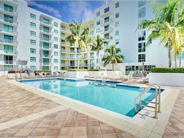 Hollywood Station, 140 S Dixie Hwy #1031, Hollywood, Florida 33020, image 1