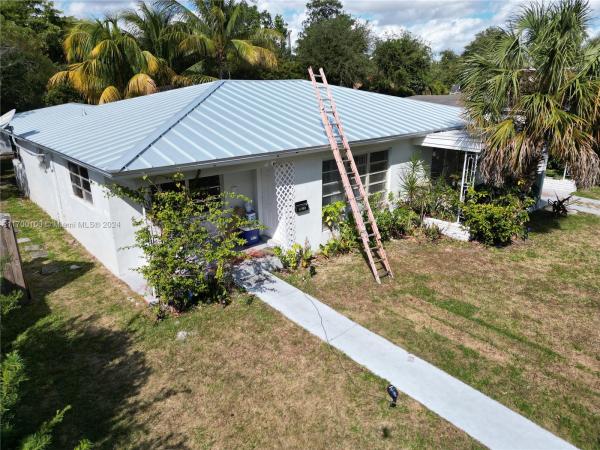 Greynolds Park Gardens, 16900 NE 23rd Ave, North Miami Beach, Florida 33160, image 1