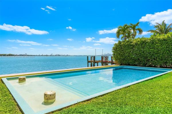 Isle Of Normandy Trouville, 1660 Bay Dr, Miami Beach, Florida 33141, image 1