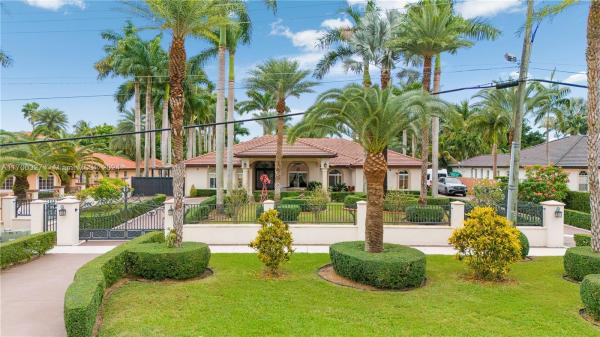Tamiami No HOA, 501 NW 132nd Ave, Tamiami, Florida 33182, image 1