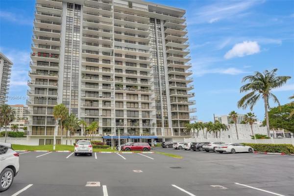 Galt Ocean Terrace, 3031 N Ocean Blvd #306, Fort Lauderdale, Florida 33308, image 1