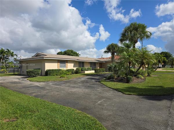 Kendall Point, 8251 SW 87th Ter, Kendall, Florida 33143, image 1