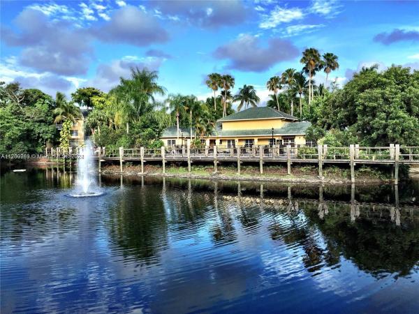 Windward Lakes At Palm-Aire, 4015 W Mcnab Rd #D101, Pompano Beach, Florida 33069, image 1