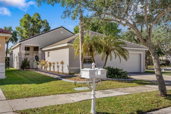 Savannah Falls, 1028 Sequoia Ln, Weston, Florida 33327, image 1