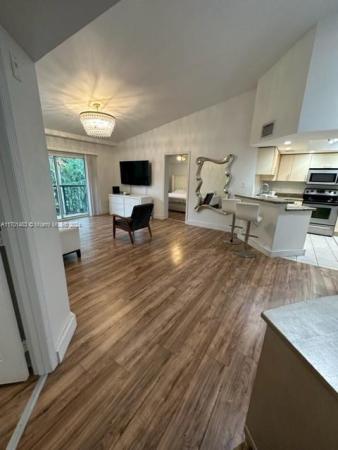 Village East, 2119 SE 10th Ave #917, Fort Lauderdale, Florida 33316, image 1