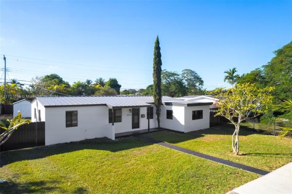 Tropical Estates, 5330 SW 97th Ave, Kendall, Florida 33165, image 1