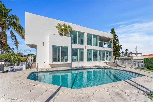 Treasure Island, 7504 W Treasure Dr 0, North Bay Village, Florida 33141, image 1