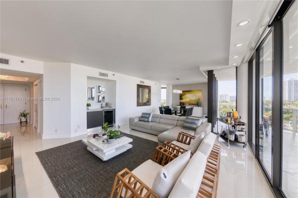Hamptons West, 20281 E Country Club Dr #402, Aventura, Florida 33180, image 3