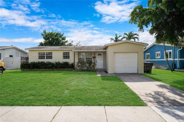 Boulevard Heights, Hollywood, Florida 33024, image 2