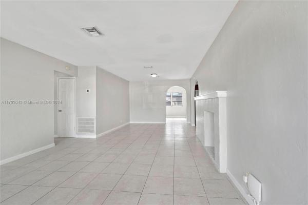 Boulevard Heights, Hollywood, Florida 33024, image 3