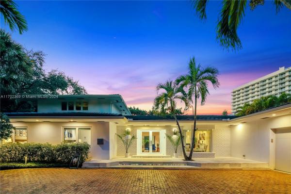 Bay Point, 4150 Bay Point Rd, Miami, Florida 33137, image 1