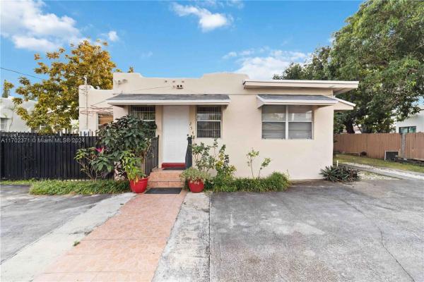 Grapeland Park, 2544 SW 19th St, Miami, Florida 33145, image 1