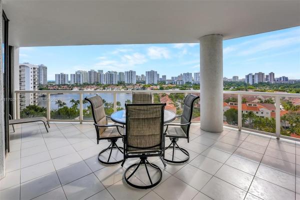 Harbor Tower At The Waterways, 3598 Yacht Club Dr #1103, Aventura, Florida 33180, image 3