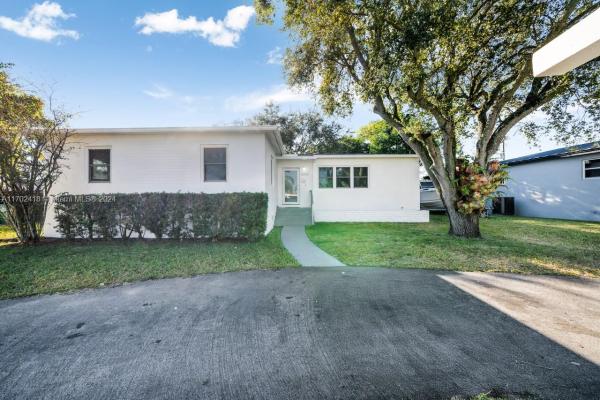 Coral Way Village, 8250 SW 27th Ln, Westchester, Florida 33155, image 1