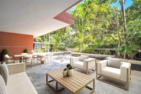 Club Tower, 785 Crandon Blvd #205, Key Biscayne, Florida 33149, image 1