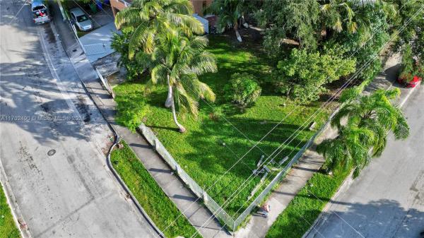 Wyndwood Park, 280 NW 33rd St, Miami, Florida 33127, image 1