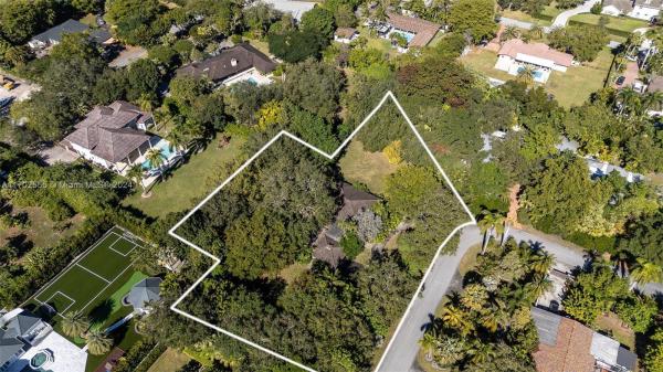 Lisa Highlands, 13500 SW 68th Ct, Pinecrest, Florida 33156, image 1