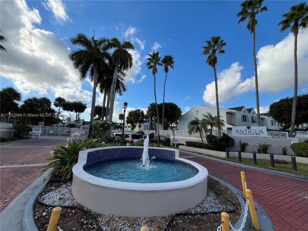 Antigua At Country Club Of Miami, 17565 NW 67th Pl #M-8, Hialeah, Florida 33015, image 1