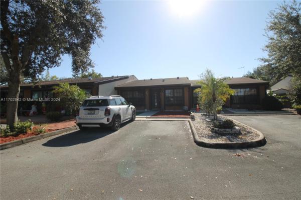Cedarwoods At Pembroke Lakes, 10350 W Cypress Ct #., Pembroke Pines, Florida 33026, image 1