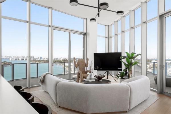 Monaco Yacht Club, 6800 Indian Creek Dr #PH2, Miami Beach, Florida 33141, image 1