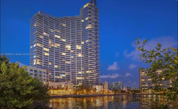 Paramount Bay, 2020 N Bayshore Dr #1008, Miami, Florida 33137, image 1