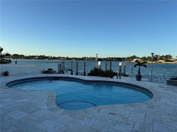 Biscayne Beach, 1121 Stillwater Dr, Miami Beach, Florida 33141, image 2