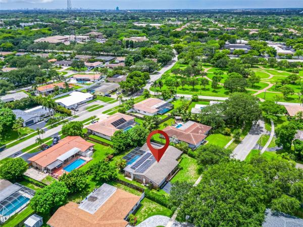Plantations Secluded Gardens, 620 NW 73rd Ter, Plantation, Florida 33317, image 1