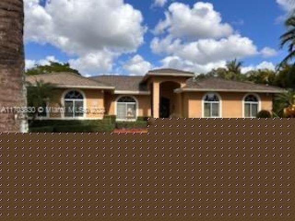 Clover, 10601 SW 128th St, Kendall, Florida 33176, image 1