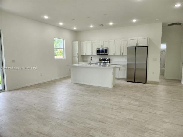 Lehigh Acres Residential, 4116 5th St, Lehigh Acres, Florida 33976, image 1
