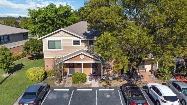 Southbridge At Pembroke Pointe, 10561 NW 8th St #-, Pembroke Pines, Florida 33026, image 1