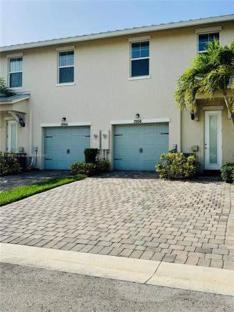 Parkview At Hillcrest, 3956 Poinciana Ln, Hollywood, Florida 33021, image 1