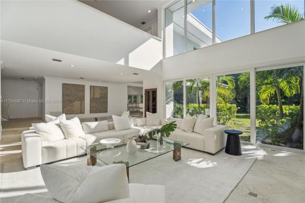 Warwick Grove Estates, 6320 SW 132nd St, Pinecrest, Florida 33156, image 1