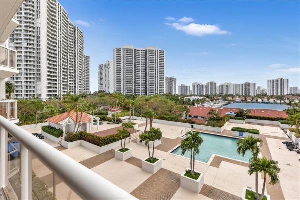 Harborside At The Waterways, 3640 Yacht Club Dr #607, Aventura, Florida 33180, image 3