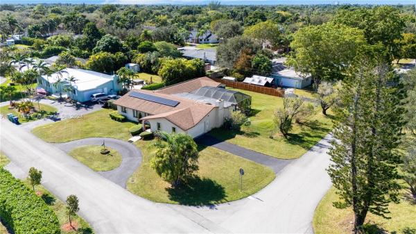 Malbrook, 17600 SW 84th Ct, Palmetto Bay, Florida 33157, image 1