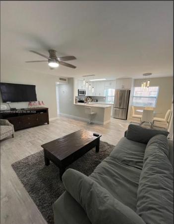 634 Normandy N, Delray Beach, Florida 33484, image 3