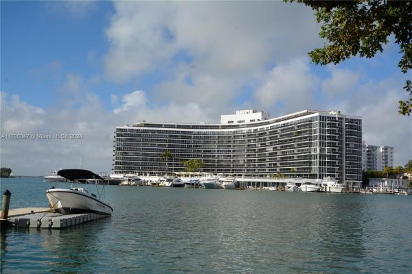King Cole, 900 Bay Dr #408, Miami Beach, Florida 33141, image 2