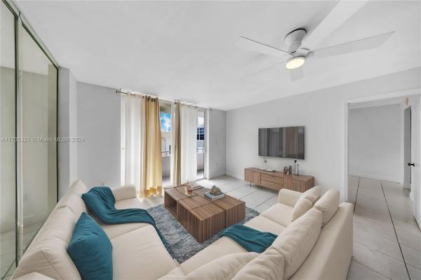 Royal Atlantic, 465 Ocean Dr #507, Miami Beach, Florida 33139, image 1