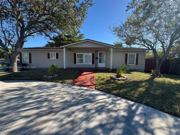 Leisure City Residential, 28615 SW 144th Ct, Leisure City, Florida 33033, image 1