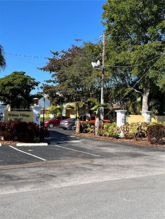 Wilton Village, 2607 NE 8th Ave #22, Wilton Manors, Florida 33334, image 1