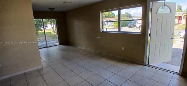 Riverdale Estates, 3530 NW 206th St, Miami Gardens, Florida 33056, image 3
