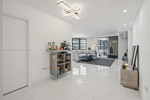 The Four Ambassadors, 999 Brickell Bay Dr #705, Miami, Florida 33131, image 1