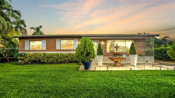 Newton Heights, 30200 SW 158th Rd, Leisure City, Florida 33033, image 1