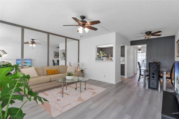 Markham, 382 Markham R #382, Deerfield Beach, Florida 33442, image 1