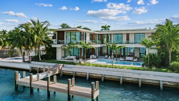 Biscayne Island, 1061 N Venetian Dr 0, Miami, Florida 33139, image 1