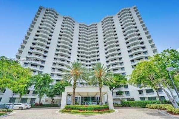 Parc Central Aventura East, 3300 NE 192nd St #302, Aventura, Florida 33180, image 1