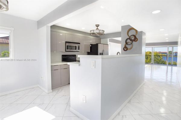 Ivanhoe At Century Village, 1400 SW 131st Way #401Q, Pembroke Pines, Florida 33027, image 1