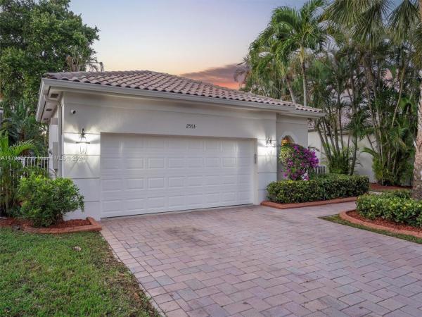 Bay Pointe, 2553 Bay Pointe Dr, Weston, Florida 33327, image 1